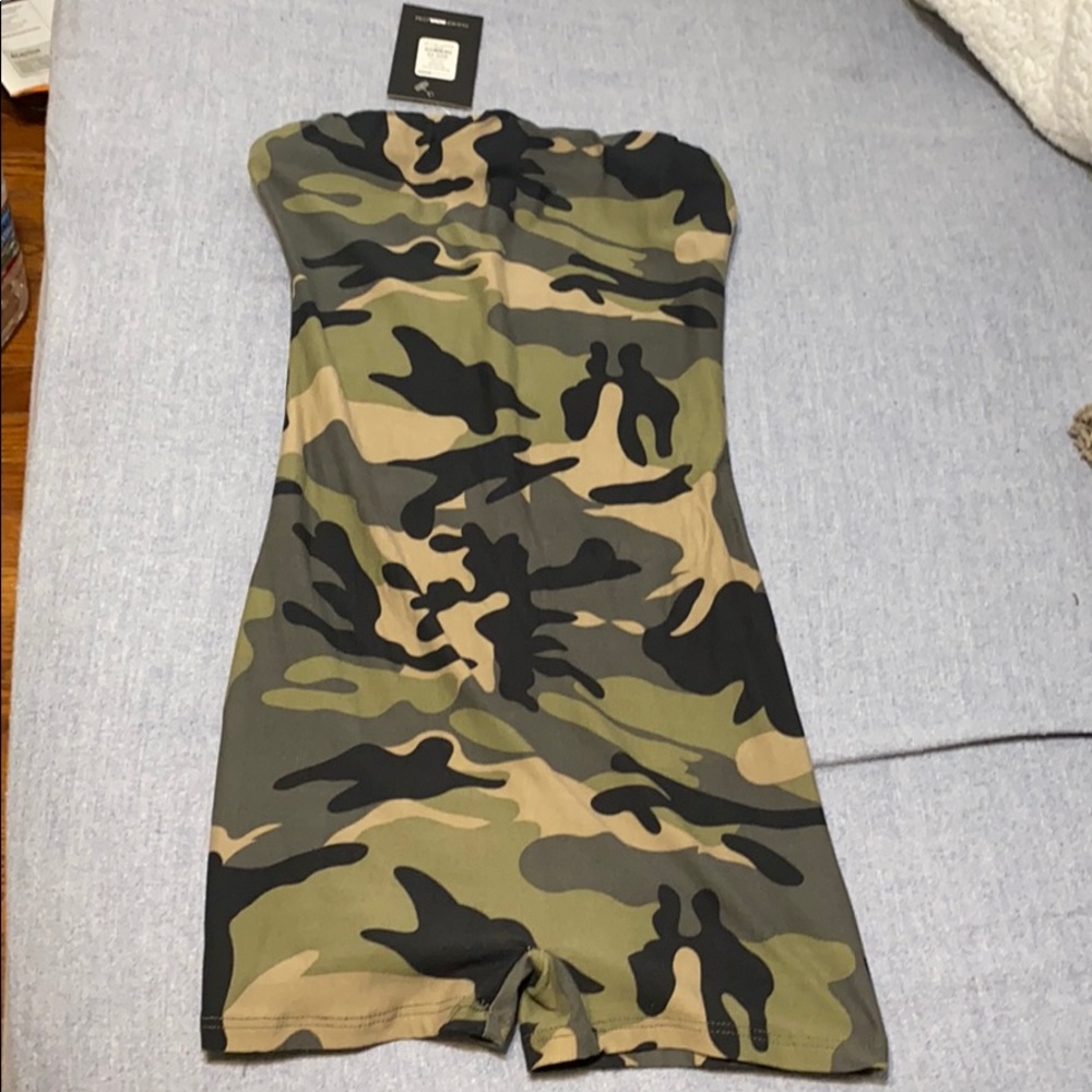 Fashionova camo strapless romper